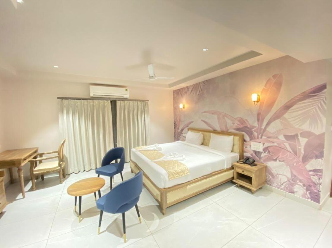 Ariena By Spree Hotels Goa Morjim Exterior photo